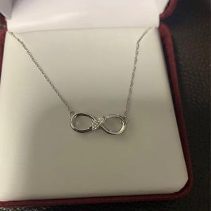 Helzberg diamond necklace